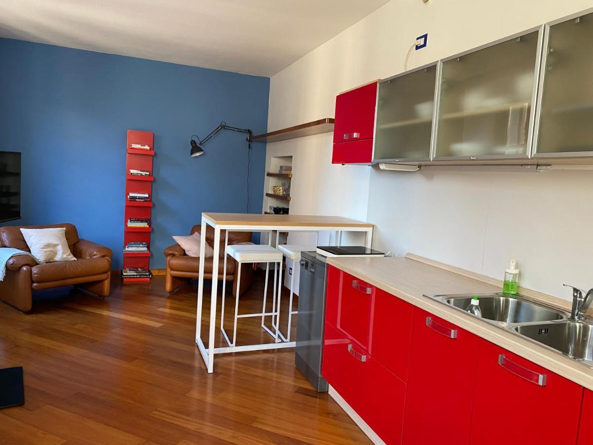 La Porta Azzurra - Casa Vacanze Como Exterior photo
